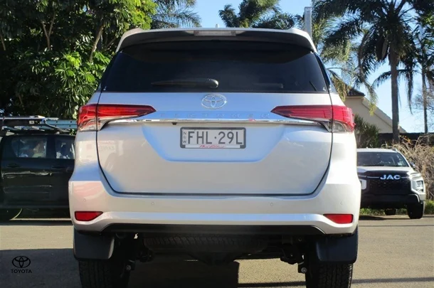 2024 Toyota Fortuner GXL image 7