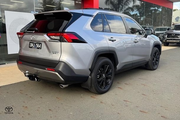 2025 Toyota Rav4 Hybrid Cruiser-AWD image 8