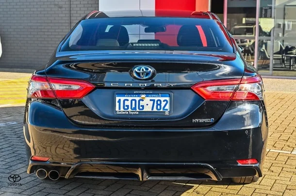 2018 Toyota Camry Hybrid Ascent Sport image 5
