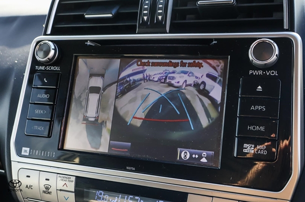 2019 Toyota Prado VX image 17