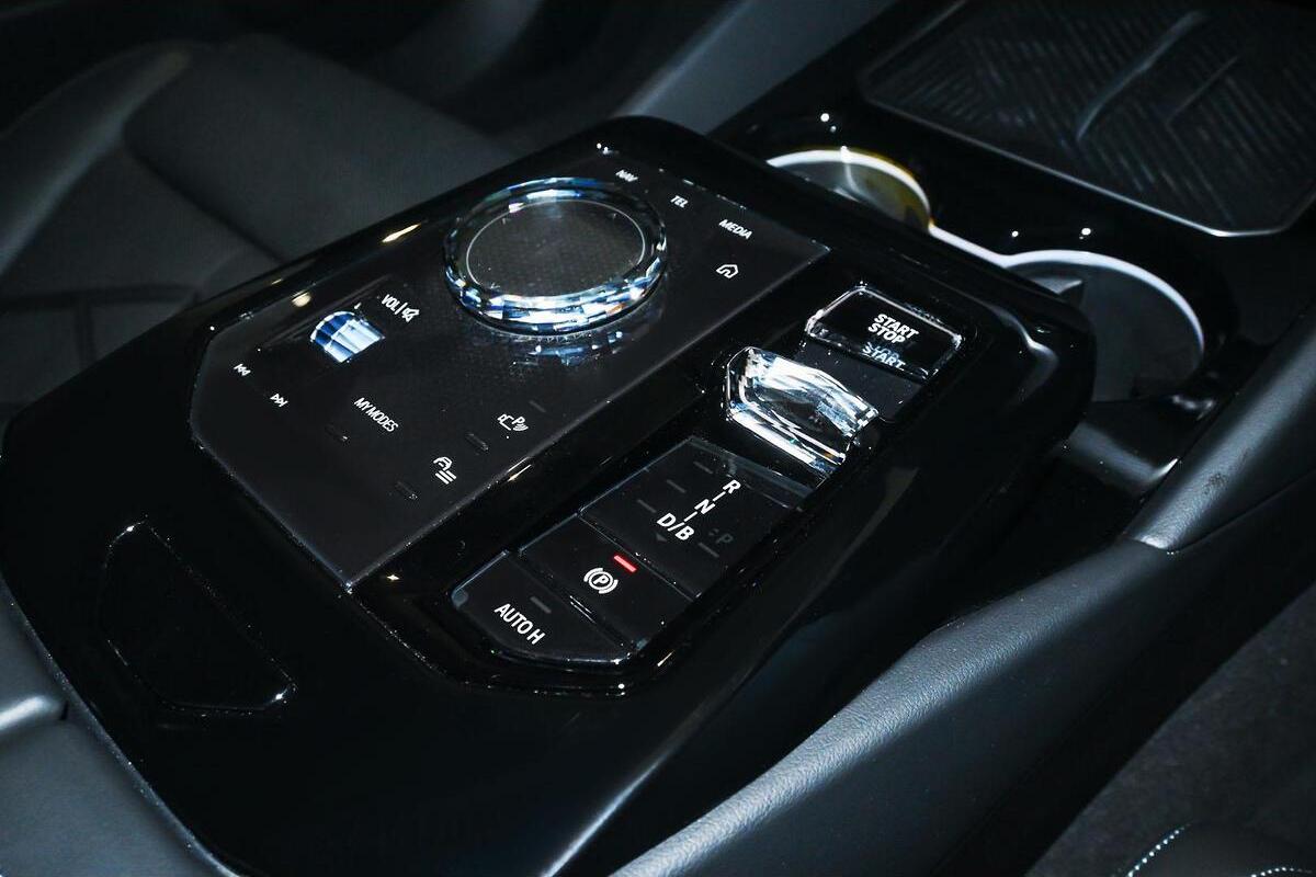 2024 BMW i5 M60 xDrive G60 Auto AWD image 15