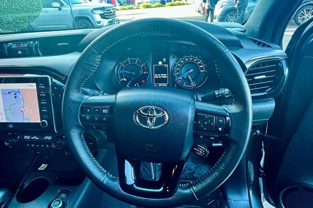 2024 Toyota Hilux Rogue image 11