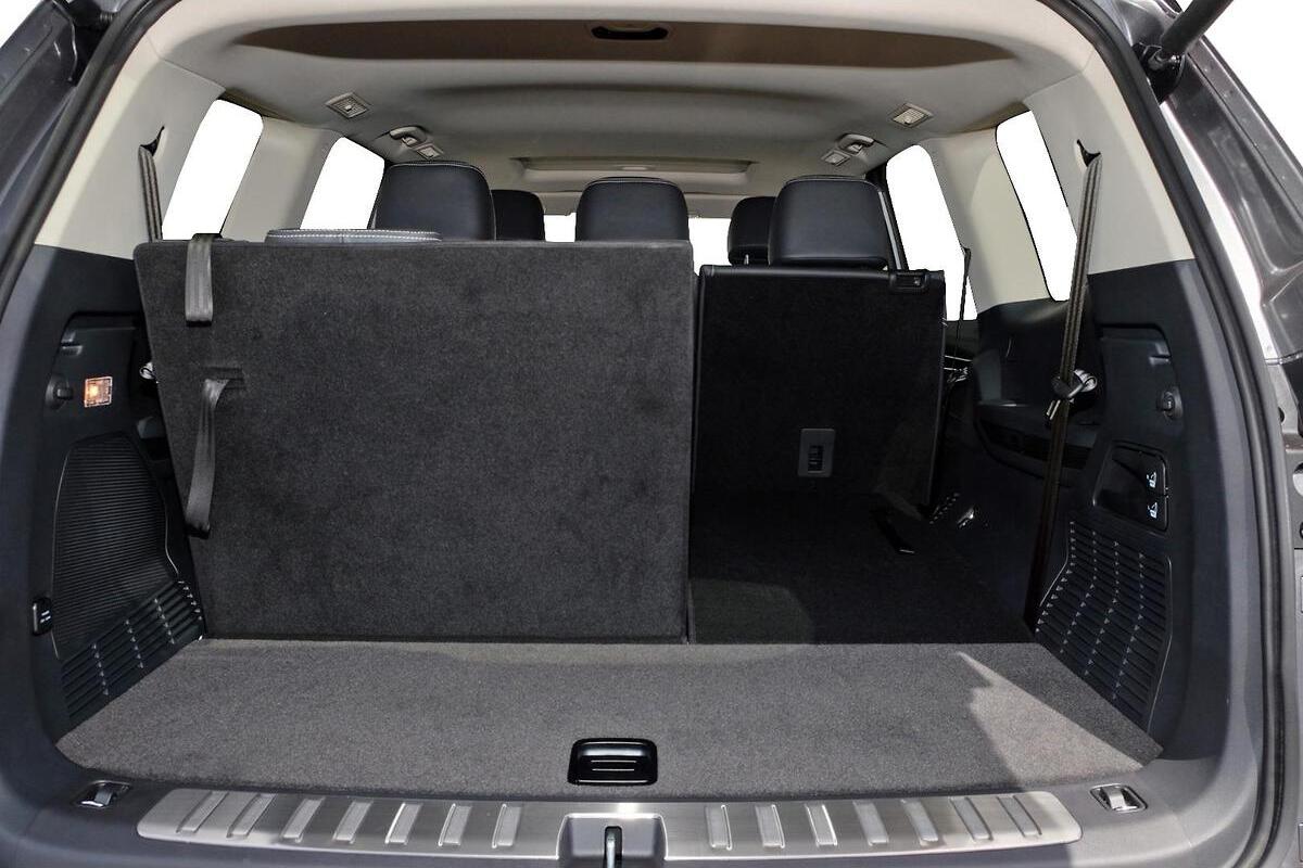 2024 LDV D90 Executive Auto 4x4 image 9