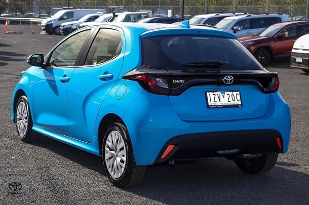 2023 Toyota Yaris Ascent Sport image 11