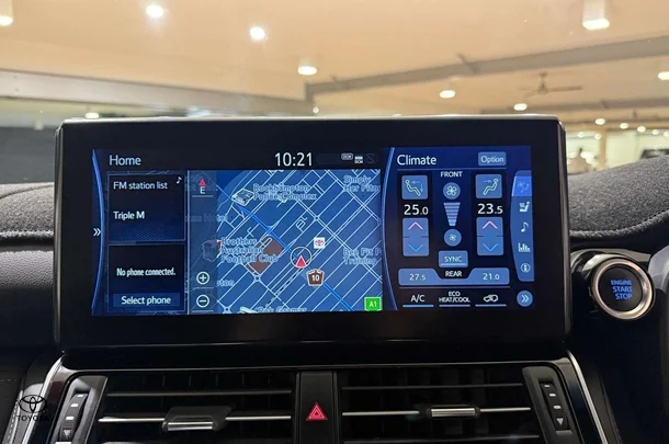 2022 Toyota Landcruiser VX image 22