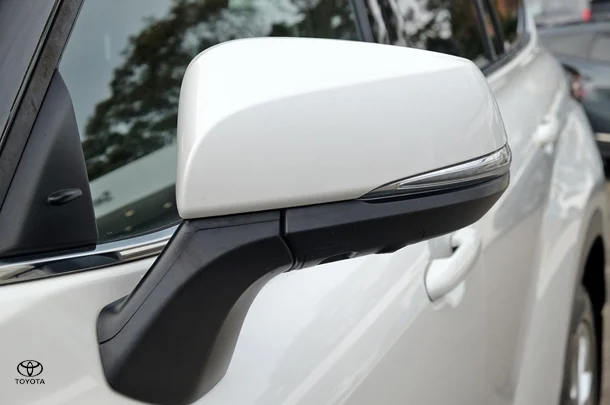 2021 Toyota KLUGER AWD GRANDE image 20