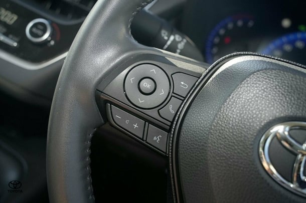 2020 Toyota Corolla Sedan Hybrid SX image 16