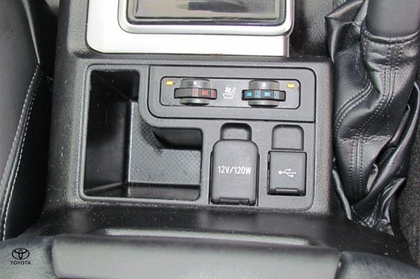 2023 Toyota Prado VX image 12