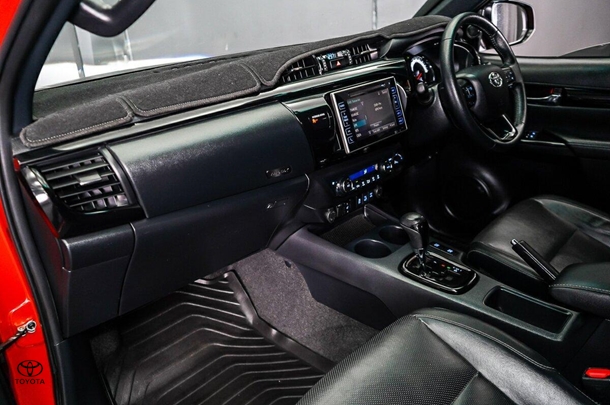 2019 Toyota Hilux 4x4 Rugged X image 26