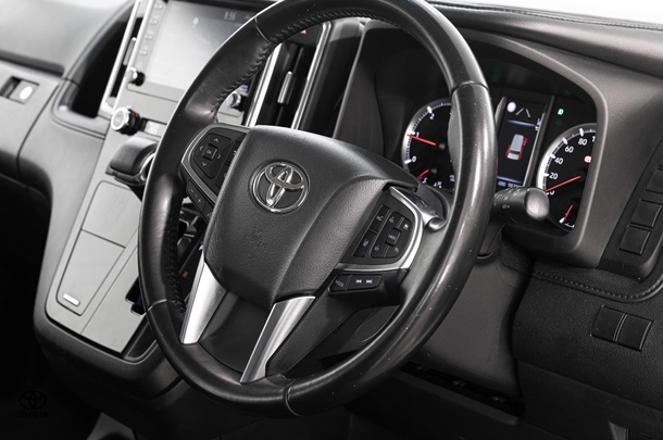 2022 Toyota Granvia Standard image 20