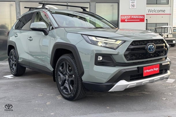 2022 Toyota Rav4 Hybrid Edge AWD image 4