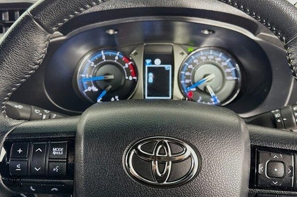 2020 Toyota Hilux Rogue image 13