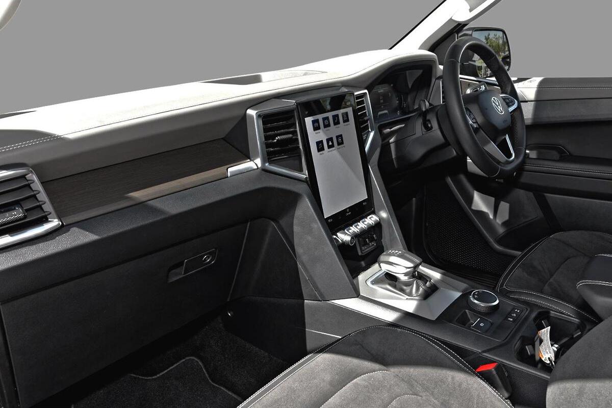 2024 Volkswagen Amarok TDI500 Style NF Auto 4MOT MY23 Dual Cab image 6