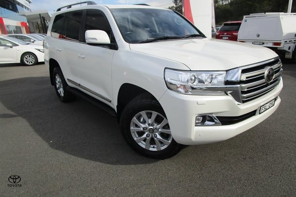 2021 Toyota Landcruiser Sahara image 1