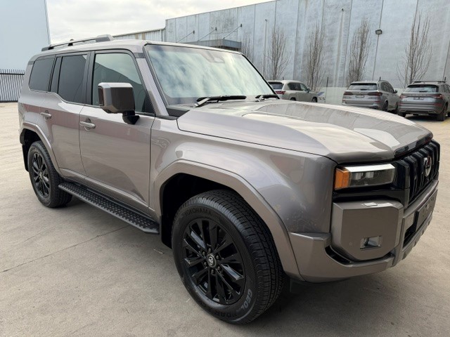 2026 Toyota LandCruiser Prado Kakadu