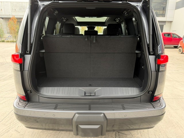 2026 Lexus GX550 Sports Luxury image 5