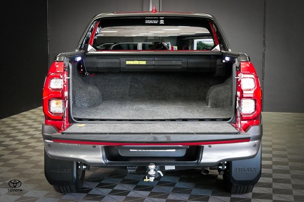 2024 Toyota Hilux 4x4 Rogue image 26