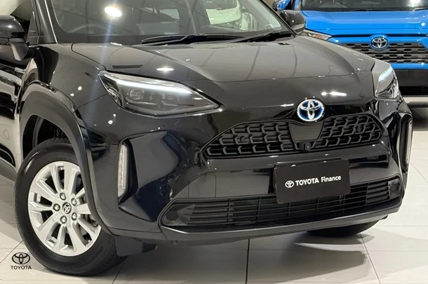 2023 Toyota Yaris Cross Hybrid GXL image 3