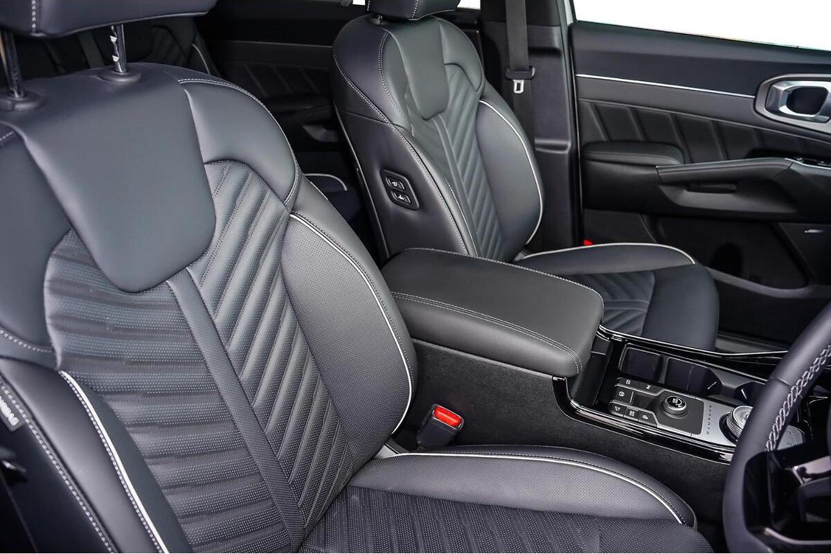 2024 Kia Sorento GT-Line Auto MY25 image 8