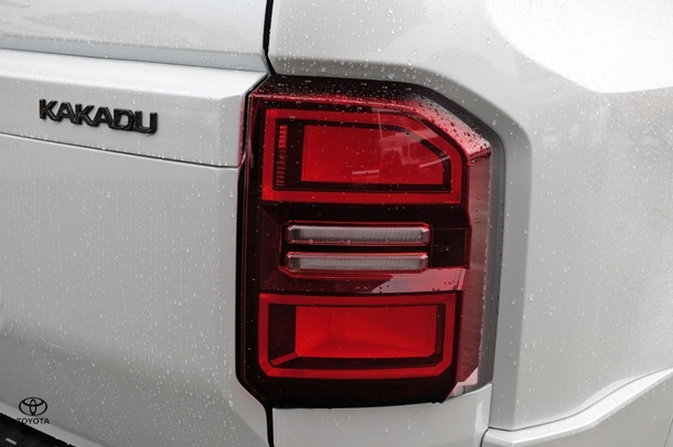 2024 Toyota PRADO Kakadu image 20