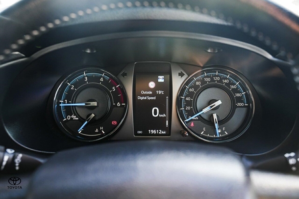 2023 Toyota Hilux 4x4 Rogue image 10