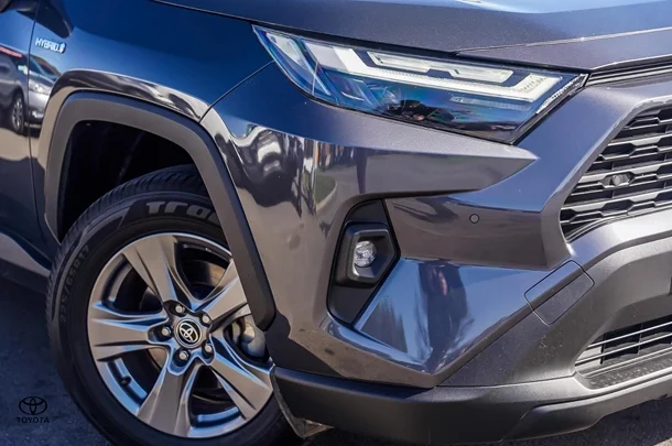 2023 Toyota Rav4 Hybrid GX image 12