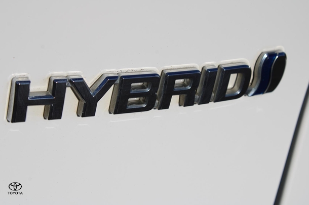 2021 Toyota RAV4 Hybrid GXL-2WD image 16