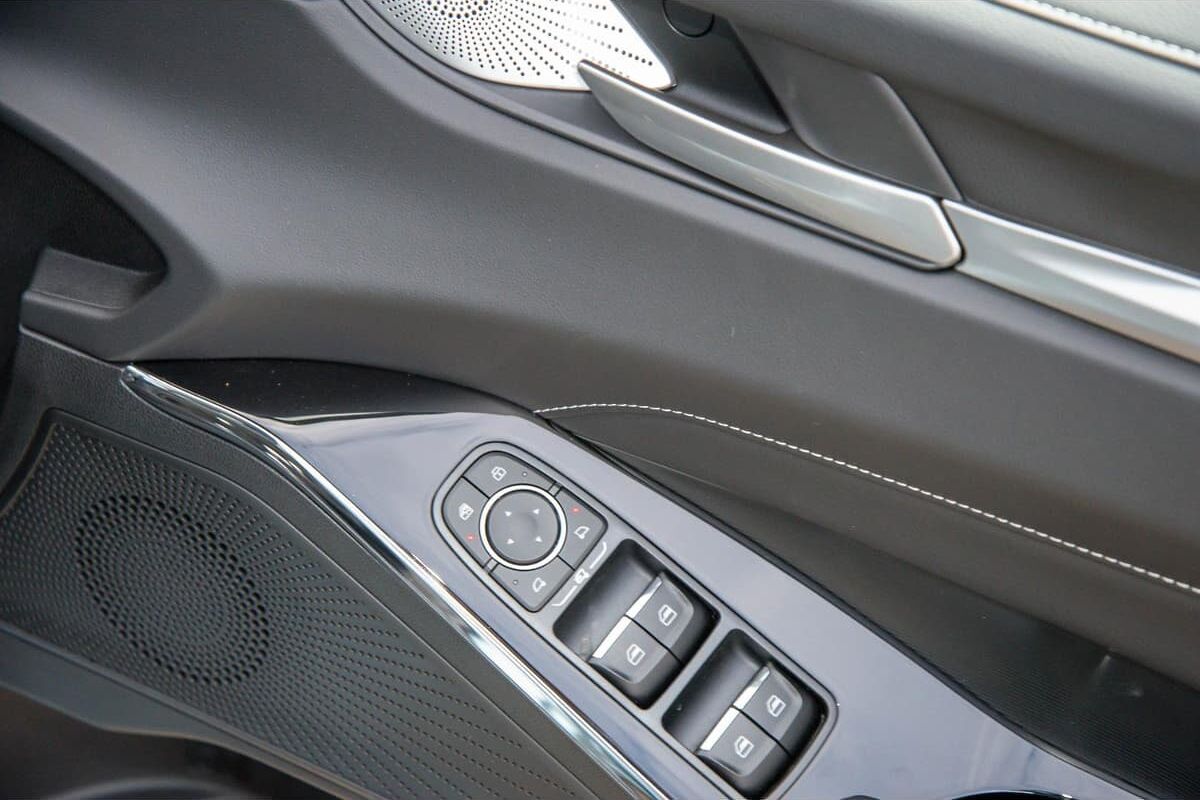 2025 GWM Haval H6 Ultra Auto image 16