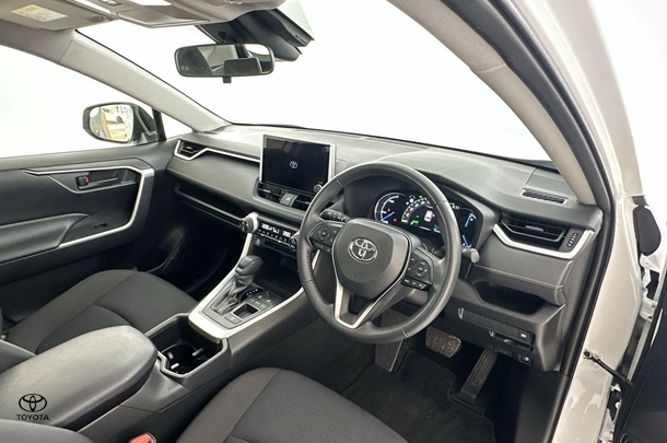2023 Toyota Rav4 Hybrid GX-2WD image 15