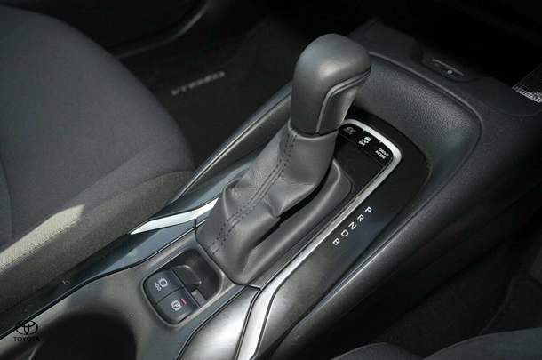 2020 Toyota Corolla Sedan Hybrid SX image 20