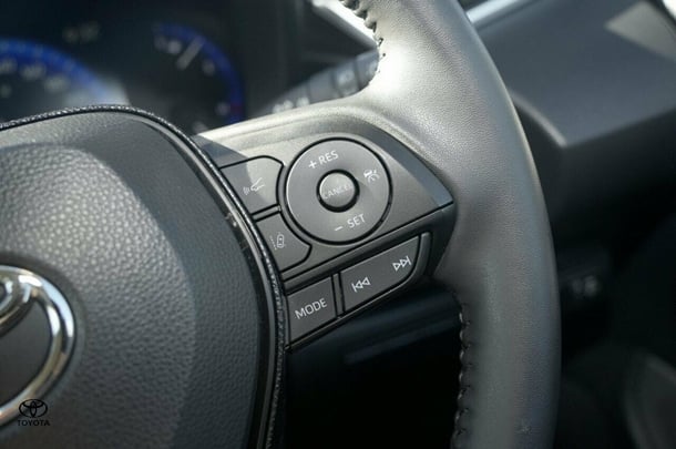 2020 Toyota Corolla Sedan Hybrid SX image 17