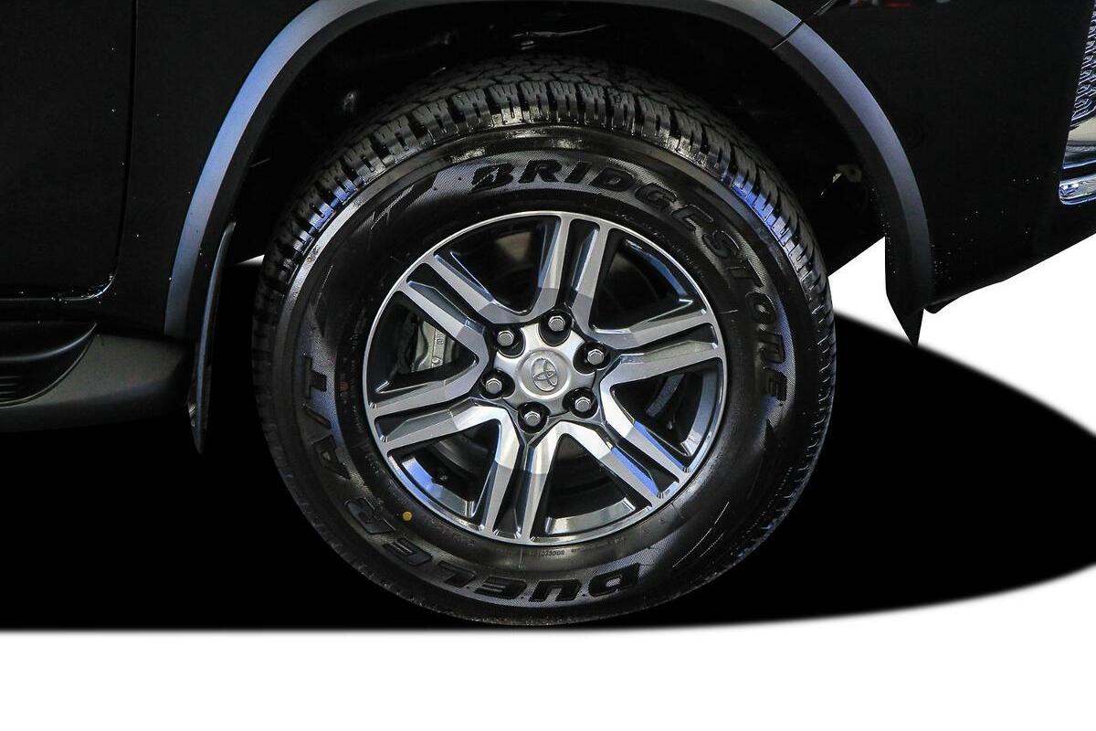 2024 Toyota Fortuner GX Auto 4x4 image 7