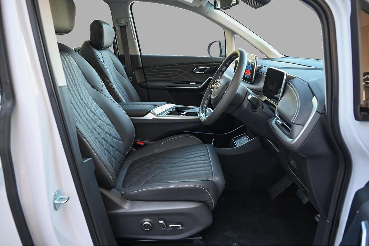 2025 LDV MIFA Executive Auto MY23 image 6