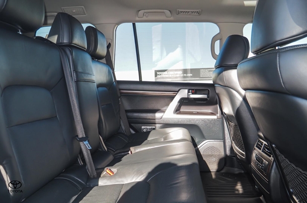 2021 Toyota Landcruiser VX image 9