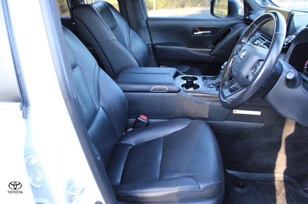 2023 Toyota Landcruiser Sahara image 21