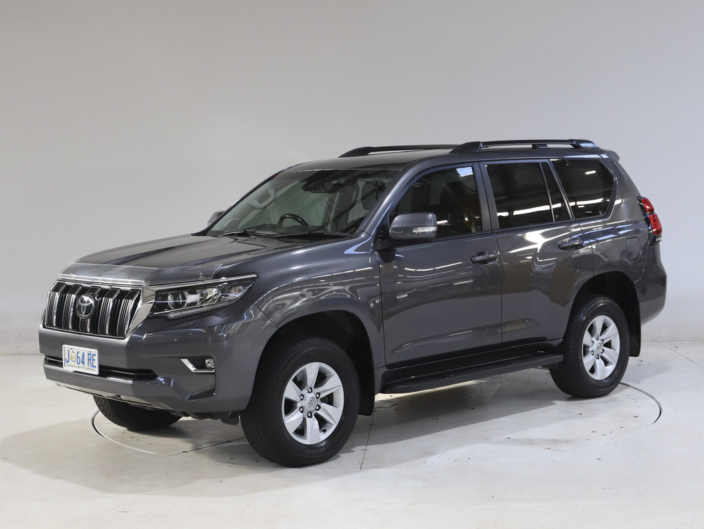 2021 Toyota Prado GXL image 3