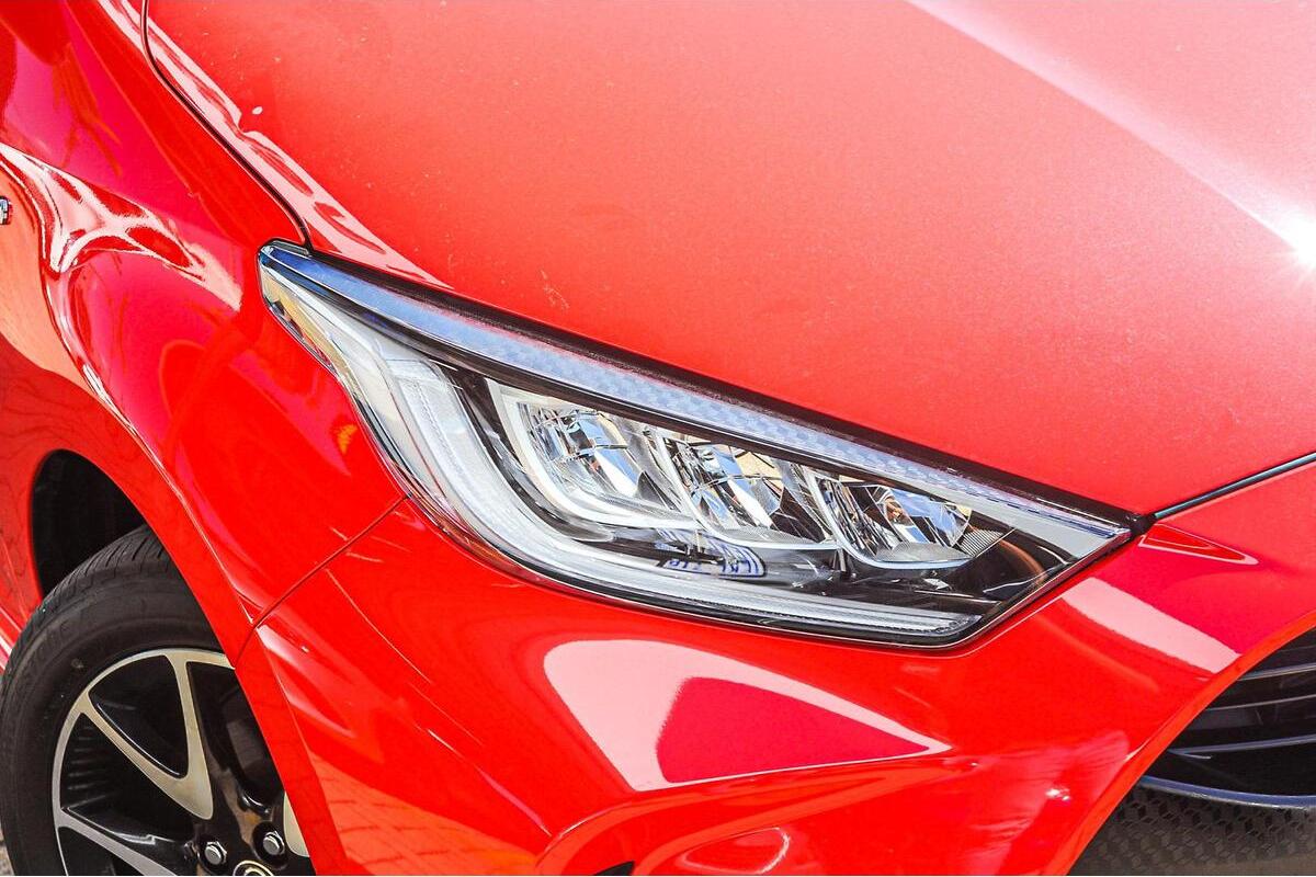 2024 Toyota Yaris ZR Hybrid Auto image 18