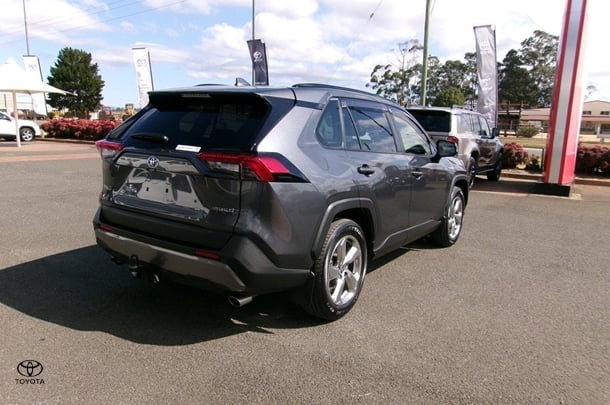 2021 Toyota RAV4 Hybrid GXL AWD image 5