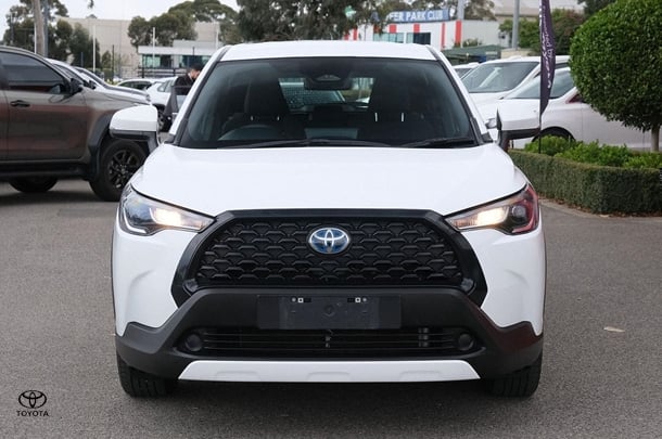 2023 Toyota Corolla Cross Hybrid GX image 3