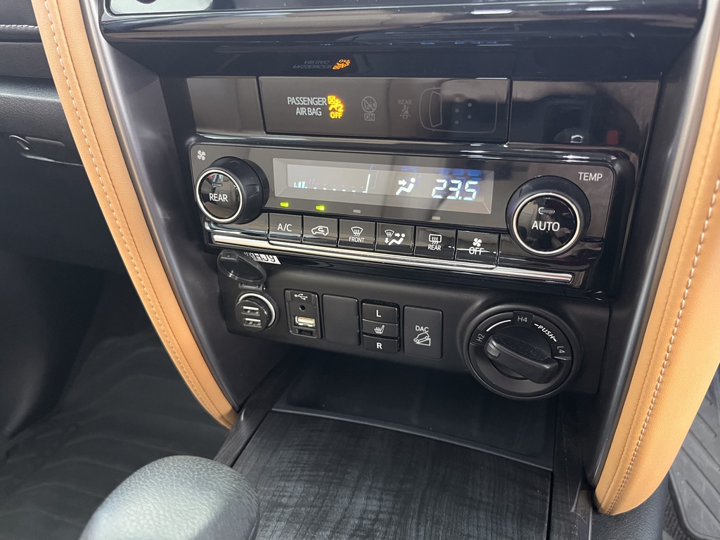 2020 Toyota Fortuner Crusade image 16