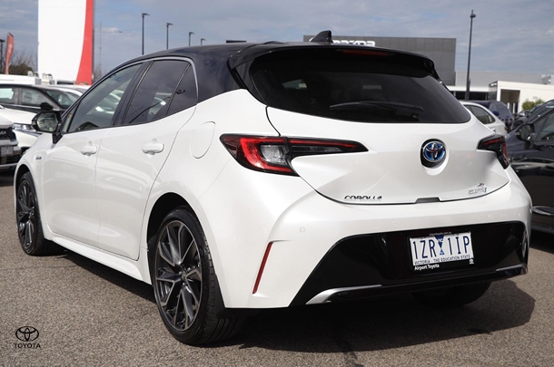 2023 Toyota Corolla ZR image 12