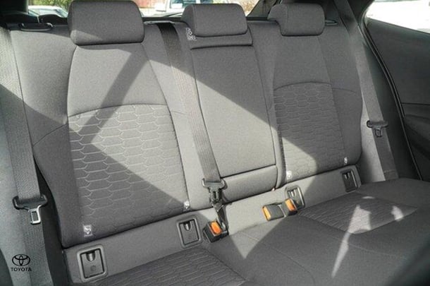 2022 Toyota Corolla Hatch Hybrid Ascent Sport image 9