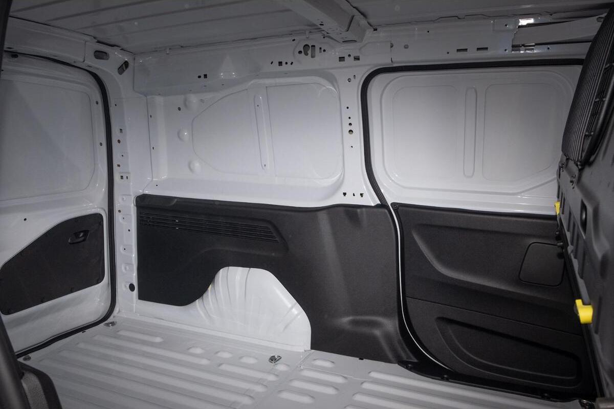 2024 Peugeot Partner Pro LWB Auto MY25 image 8