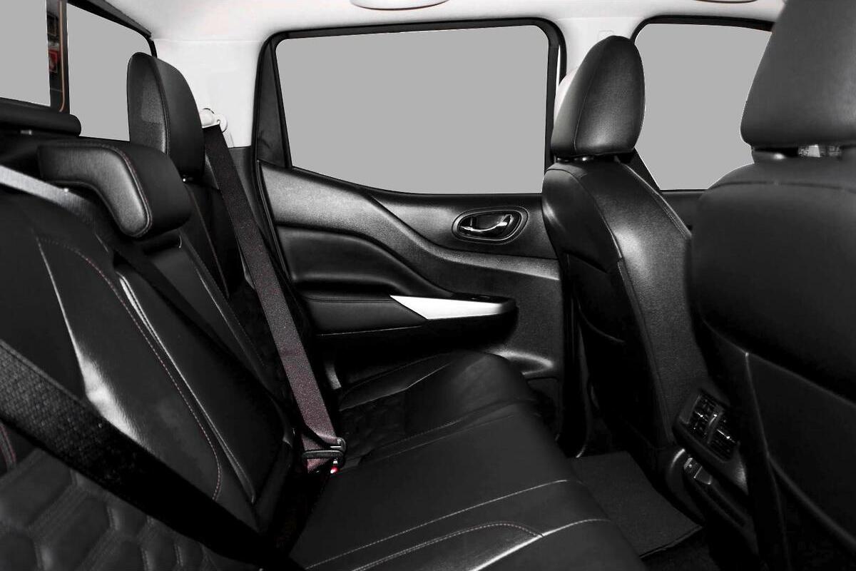 2024 Nissan Navara ST-X D23 Auto 4x2 MY24 Dual Cab image 7