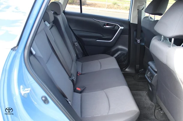 2024 Toyota RAV4 Hybrid GXL-2WD image 13