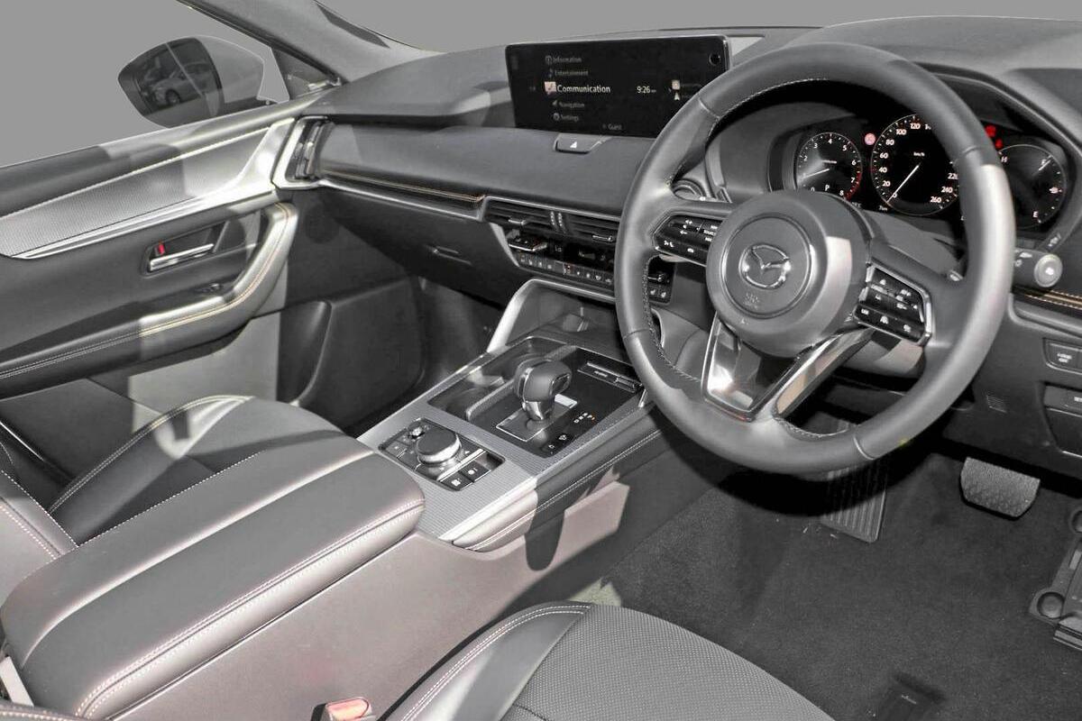 2024 Mazda CX-60 G40e Azami KH Series Auto i-ACTIV AWD image 9