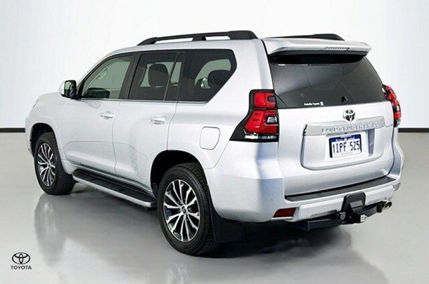 2019 Toyota Prado Kakadu image 5