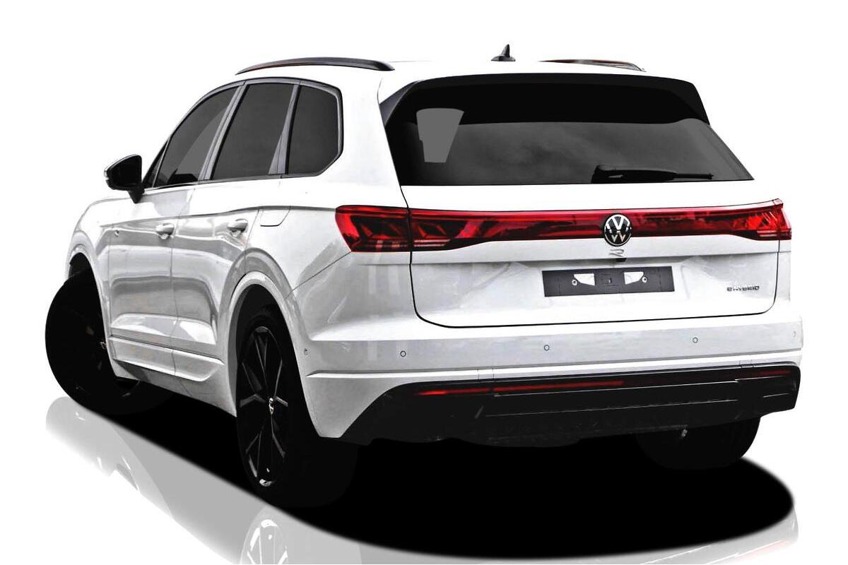 2024 Volkswagen Touareg R RC Auto 4MOTION MY24 image 4