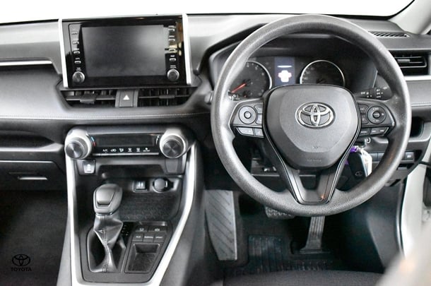 2019 Toyota RAV4 GX-2WD image 5