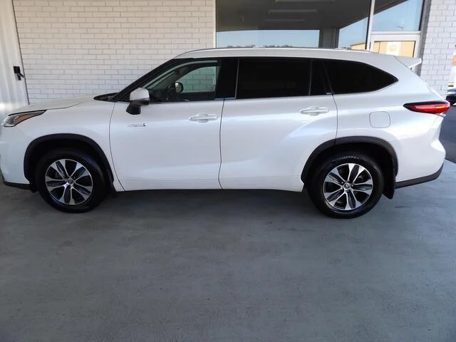 2021 Toyota Kluger Hybrid GXL AWD image 3